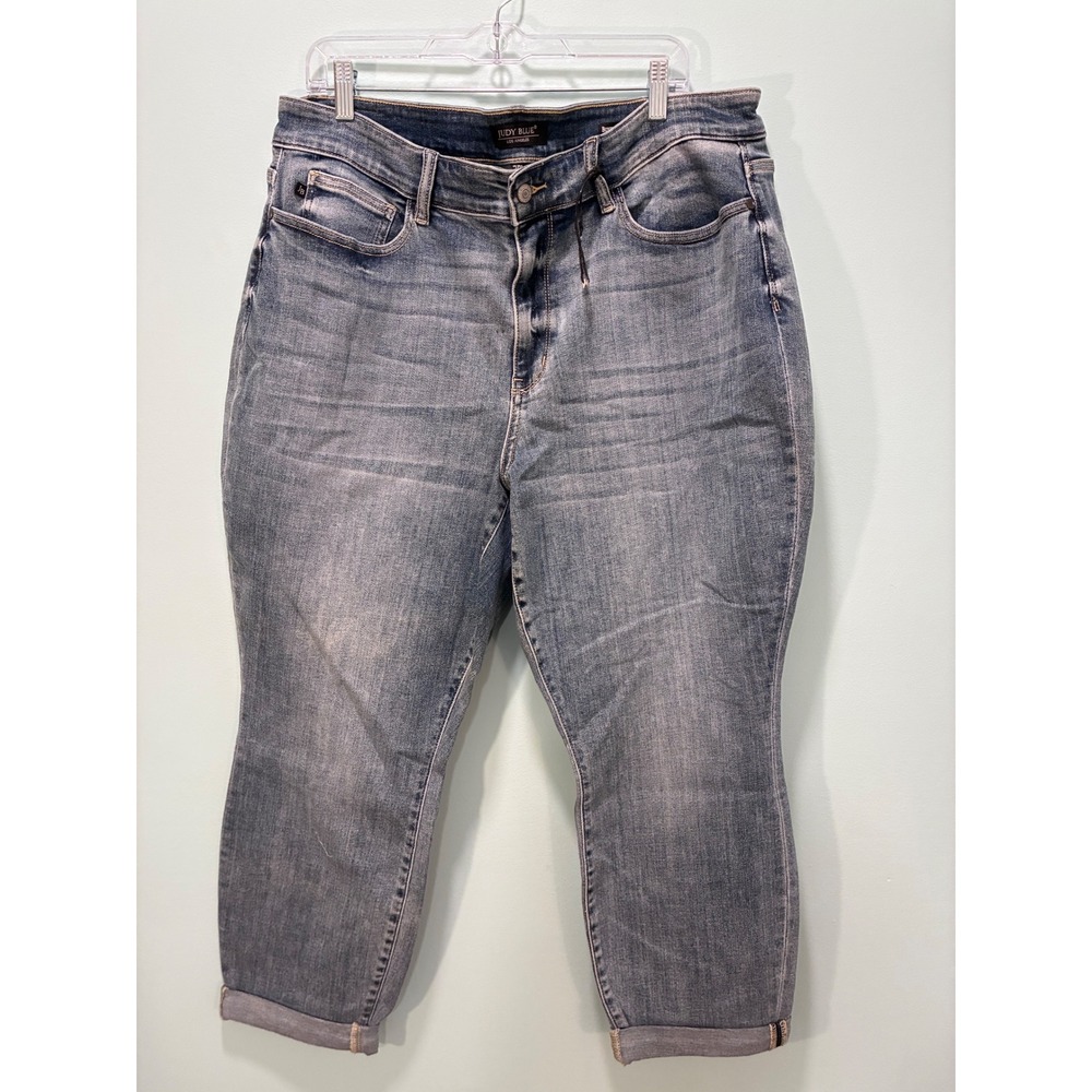 Judy Blue Boyfriend Fit Jeans Medium Wash Cuffed 20W